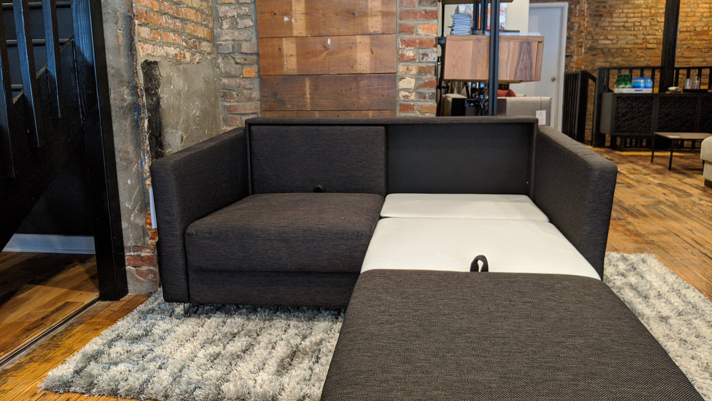 FLOOR SMAPLE Luonto Monika Full XL Loveseat Sleeper with Nest Mechanism
