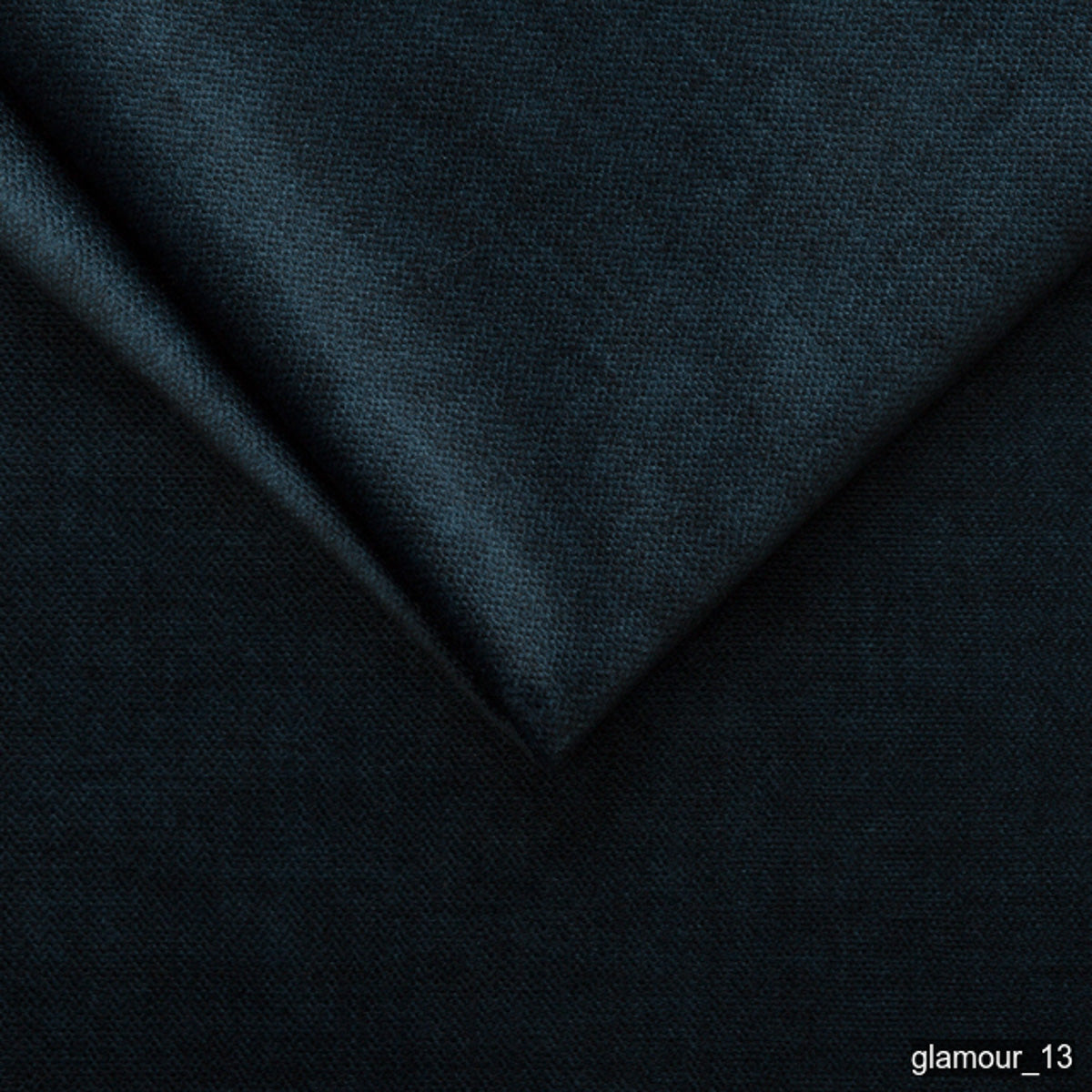 Luonto Glamour 13 Deep Blue swatch