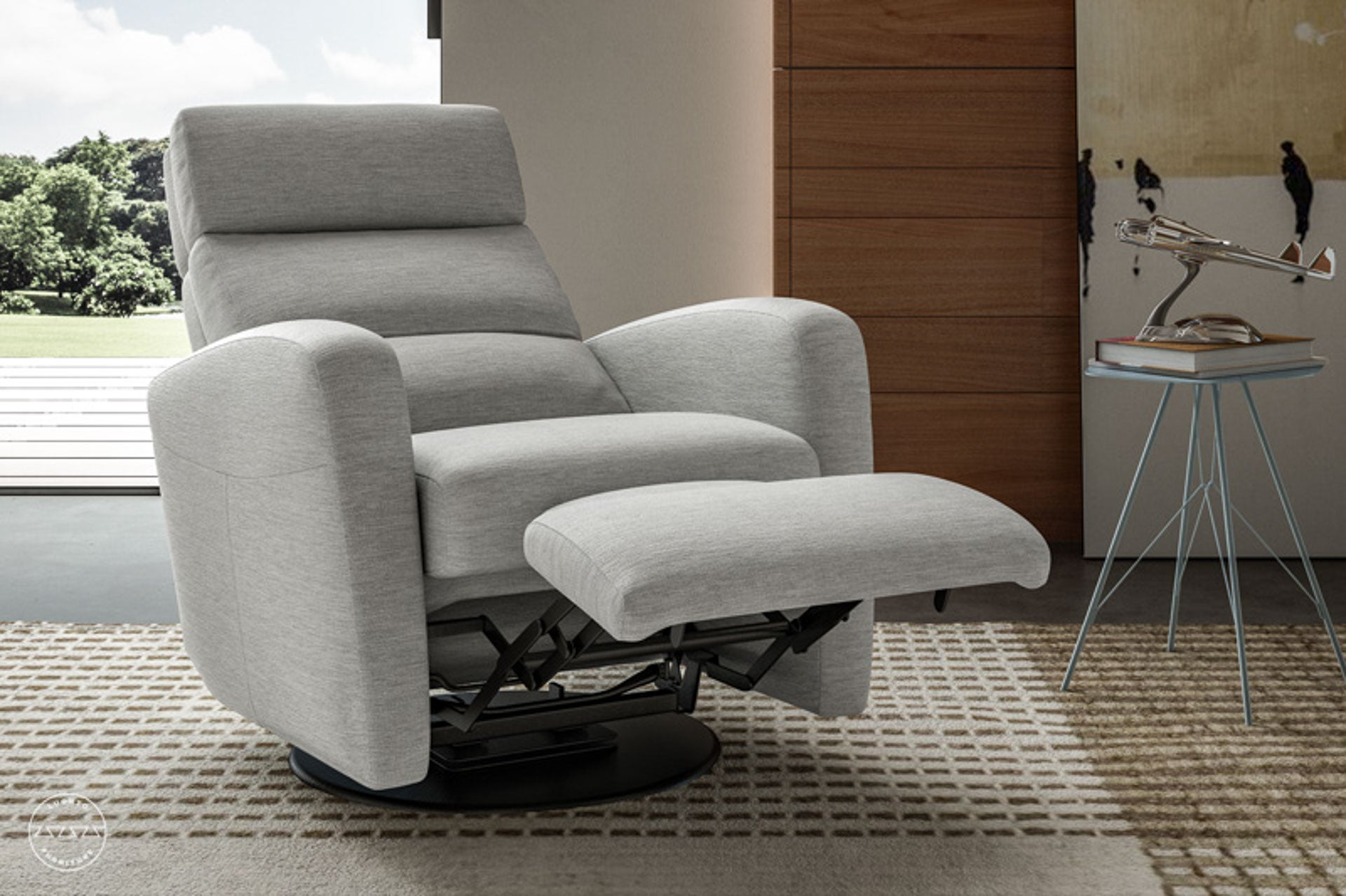 Luonto Sloped Recliner with Recliner Function